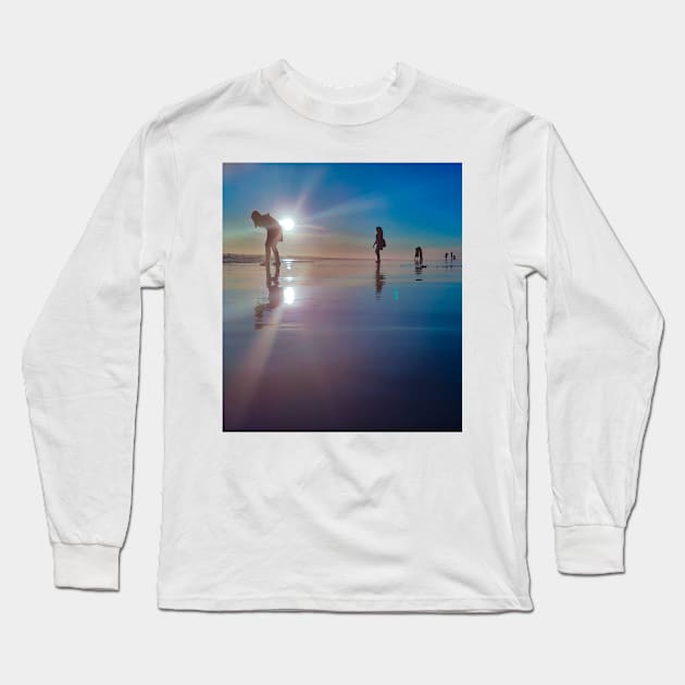 Copy of Silhouetted people in a row on a sand beach. Long Sleeve T-Shirt by kall3bu